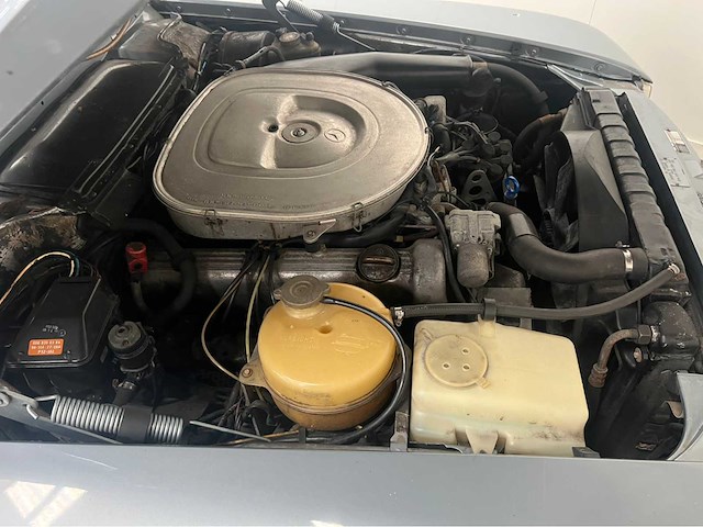 Mercedes-benz - sl-klasse - 380 slc - oldtimer - 1981 - afbeelding 15 van  36