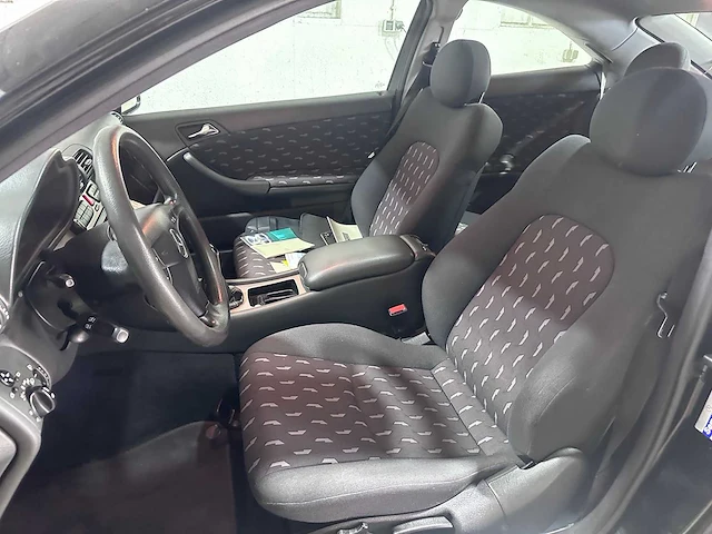Mercedes-benz - sportcoupé - 180 kompressor - 93-jp-fs - afbeelding 7 van  20
