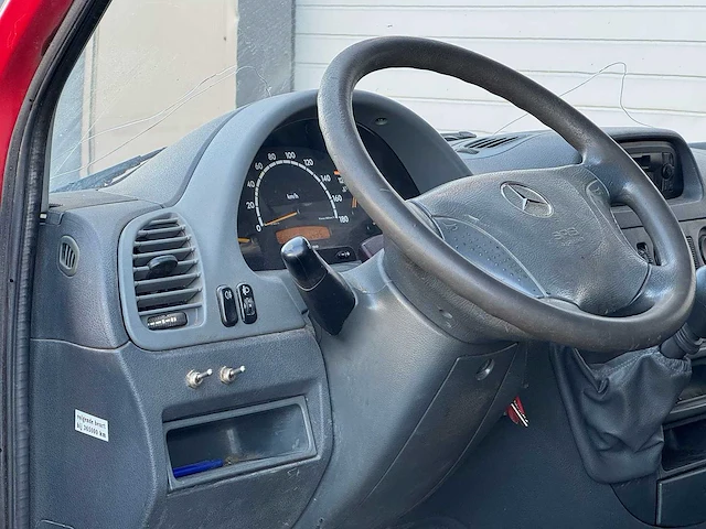Mercedes-benz - sprinter - 208 cdi 2.2 300 - 61-vgx-4 - 2003 - afbeelding 12 van  13
