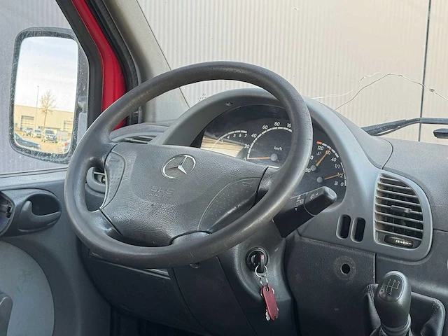 Mercedes-benz - sprinter - 208 cdi 2.2 300 - 61-vgx-4 - 2003 - afbeelding 13 van  13