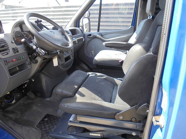 Mercedes-benz - sprinter - 208 cdi 2.2 300 hdrr - rolstoelbus - 29-bz-kd - afbeelding 5 van  28