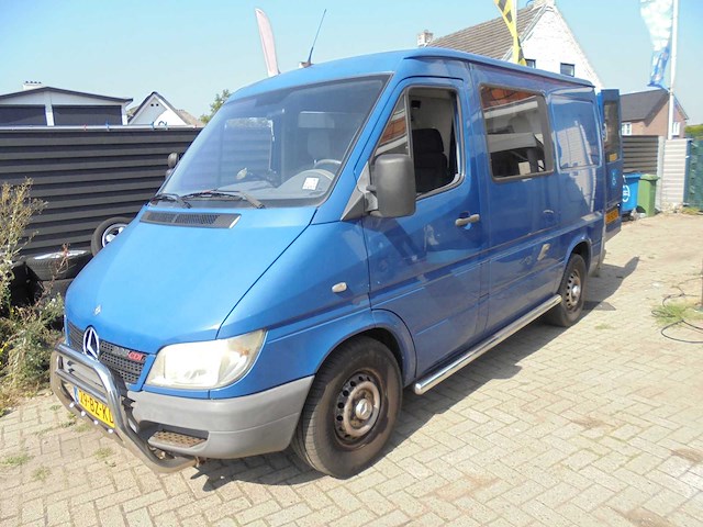 Mercedes-benz - sprinter - 208 cdi 2.2 300 hdrr - rolstoelbus - 29-bz-kd - afbeelding 1 van  28