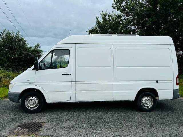 Mercedes-benz - sprinter - 211 cdi 2.2 355 - bedrijfswagen - afbeelding 15 van  21