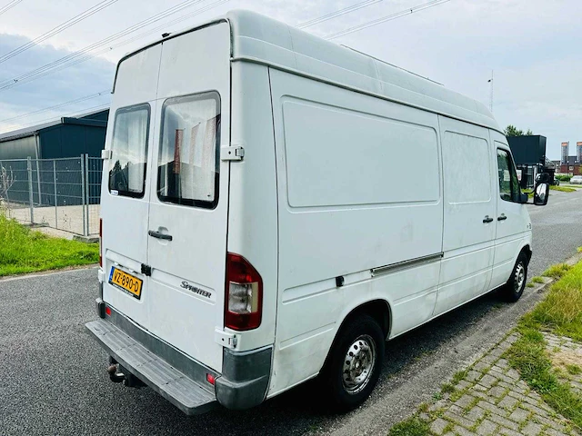 Mercedes-benz - sprinter - 211 cdi 2.2 355 - bedrijfswagen - afbeelding 16 van  21