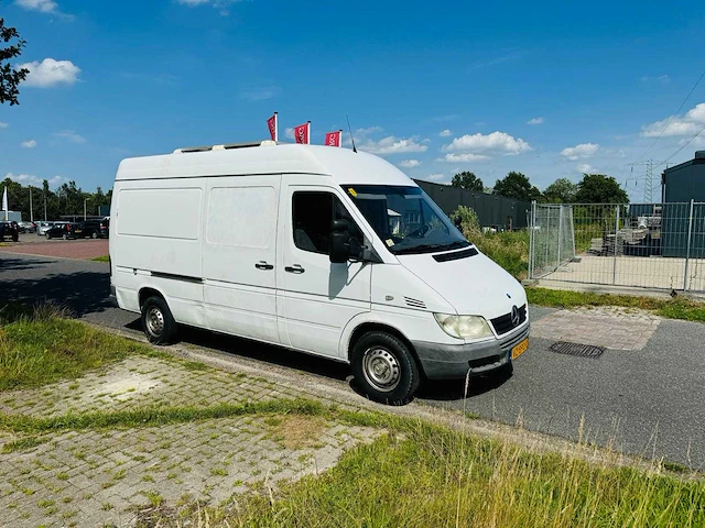 Mercedes-benz - sprinter - 211 cdi 2.2 355 - bedrijfswagen - afbeelding 21 van  21