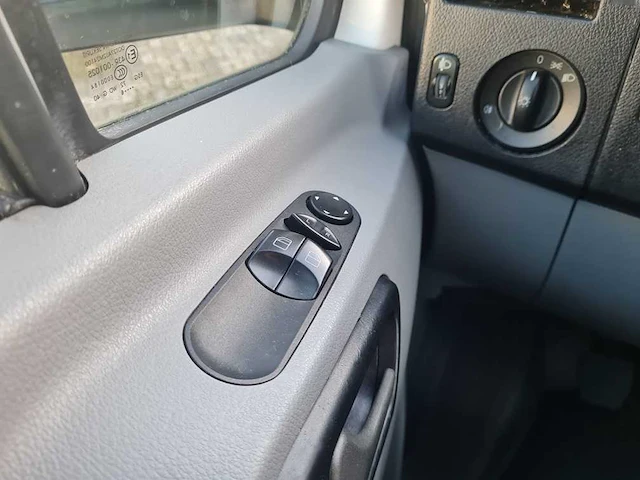 Mercedes-benz - sprinter - 313 2.2 cdi 432 hd - vv-255-z - afbeelding 9 van  11