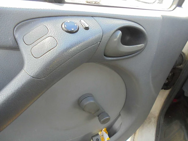 Mercedes-benz - sprinter - 313 cdi 2.2 355 - 79-vs-jr - afbeelding 7 van  18