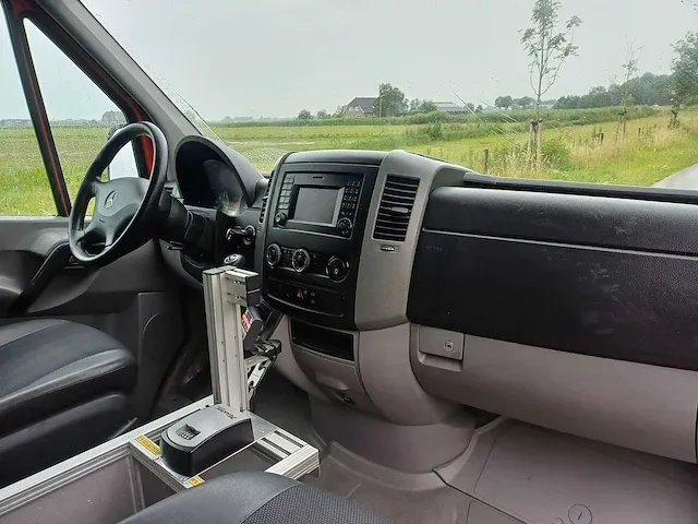 Mercedes-benz - sprinter - 316 2.2 cdi 325 hd - van - afbeelding 15 van  35