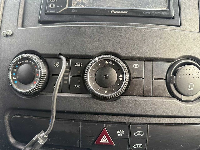 Mercedes-benz - sprinter - 316 2.2 cdi 432 ehd - vb-073-x - afbeelding 4 van  12