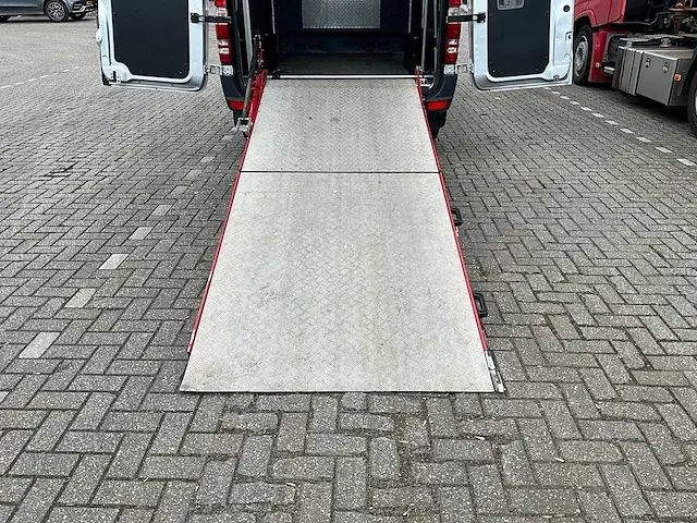 Mercedes-benz - sprinter - 319 3.0 cdi 366 hddc - afbeelding 46 van  52