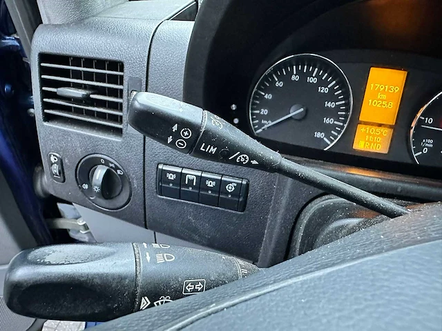 Mercedes-benz - sprinter - 516 2.2 cdi 432 - v-01-hkg - afbeelding 18 van  29