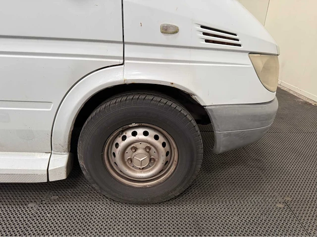 Mercedes-benz - sprinter - rolstoel taxi bus - bedrijfswagen - 2005 - afbeelding 25 van  31