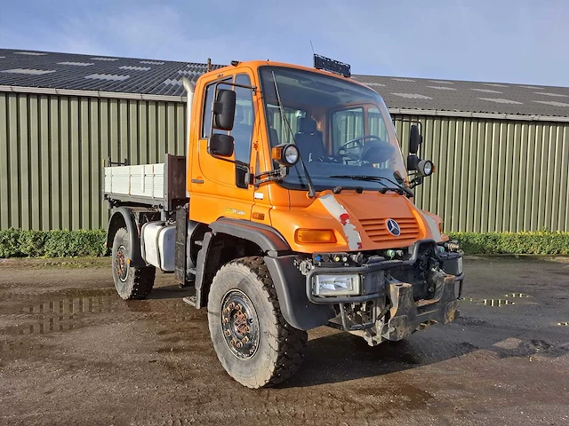 Mercedes benz - unimog - u500 - bedrijfswagen - afbeelding 1 van  11