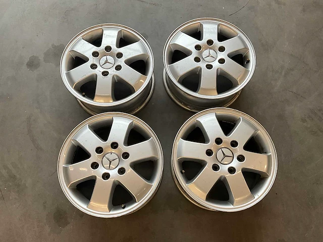 Mercedes-benz - velg (4x) - afbeelding 1 van  7