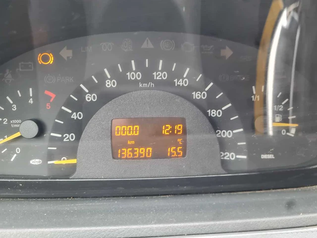 Mercedes-benz - vito - 109 cdi 320 amigo - 81-bs-dk - afbeelding 2 van  12