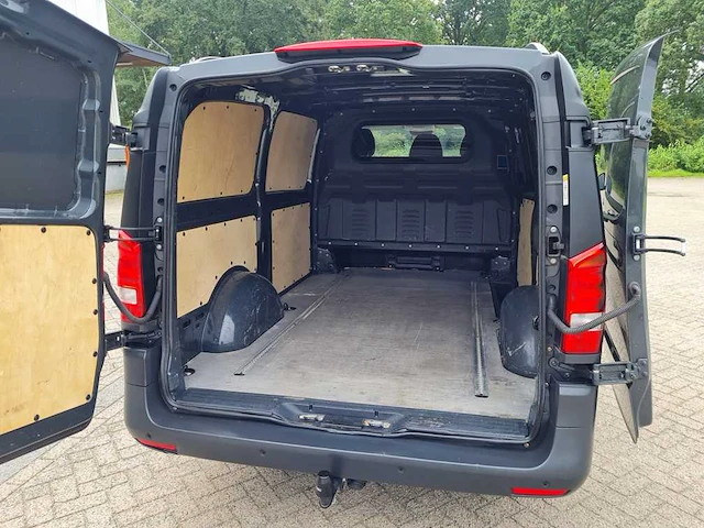 Mercedes-benz - vito - 111 cdi - v-471-df - afbeelding 10 van  13