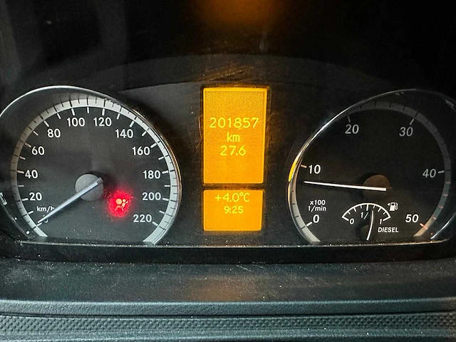 Mercedes-benz - vito - 113 cdi 320 l.dc com - vk-687-b - afbeelding 10 van  11