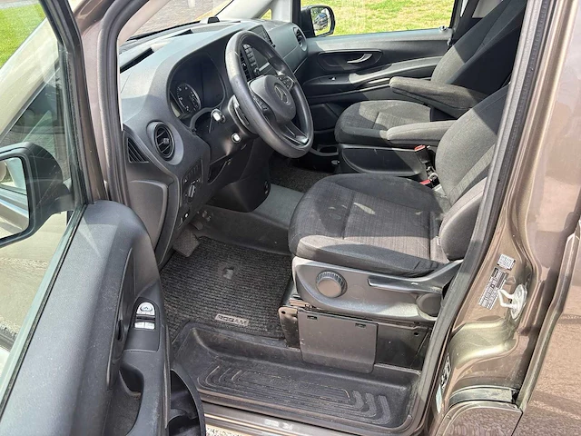 Mercedes-benz - vito - 116 cdi extra l. dc - v-323-gs - 2017 - afbeelding 9 van  28