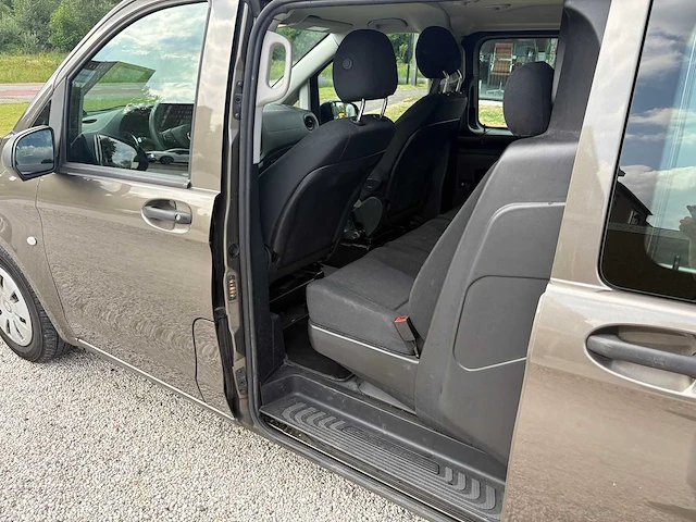 Mercedes-benz - vito - 116 cdi extra l. dc - v-323-gs - 2017 - afbeelding 14 van  28