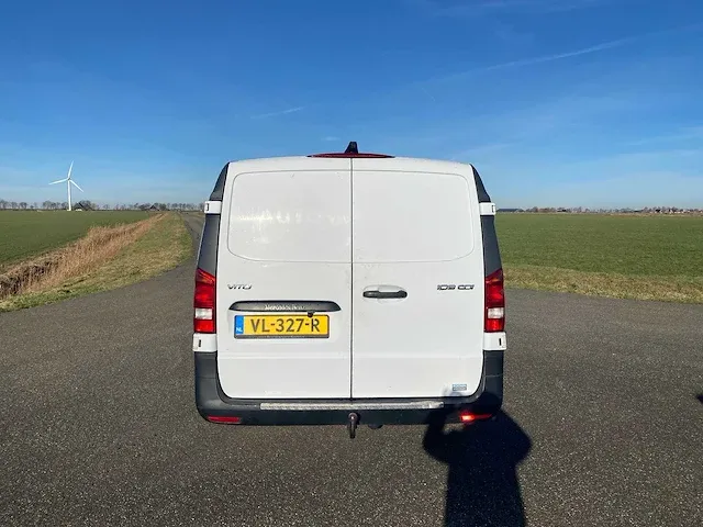 Mercedes-benz - vito - bedrijfswagen - afbeelding 9 van  12