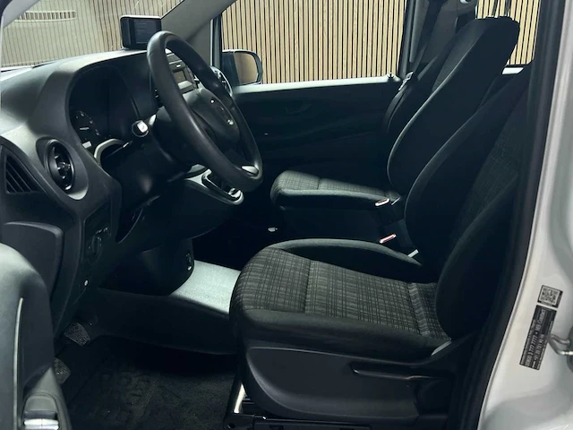 Mercedes-benz - vito tourer - 109 bt base ex.lang - personenauto - afbeelding 8 van  17