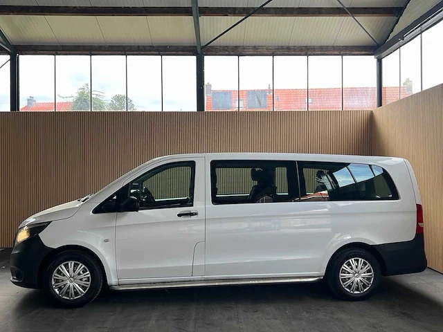 Mercedes-benz - vito tourer - 109 bt base ex.lang - personenauto - afbeelding 9 van  17