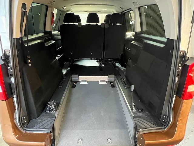 Mercedes-benz - vito tourer - 109 bt base ex.lang - rolstoelbus - afbeelding 4 van  12