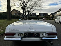 Mercedes-benz - w113 - 230 sl - pagode - oldtimer - uniek - afbeelding 25 van  30