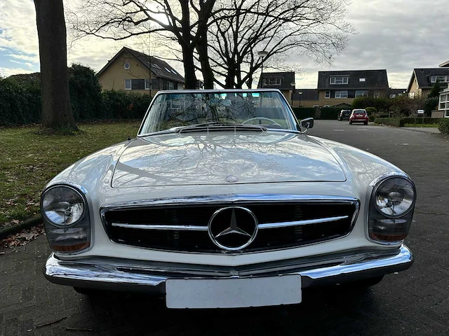 Mercedes-benz - w113 - 230 sl - pagode - oldtimer - uniek - afbeelding 28 van  30
