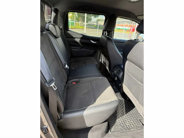 Mercedes-benz - x-klasse - 250 d 4-matic pow. - personenauto - afbeelding 8 van  18
