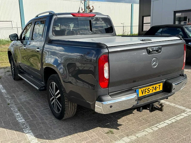 Mercedes-benz - x-klasse - 250 d 4-matic pow. - personenauto - afbeelding 12 van  18