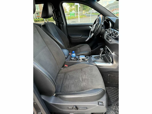 Mercedes-benz - x-klasse - 250 d 4-matic pow. - personenauto - afbeelding 14 van  18
