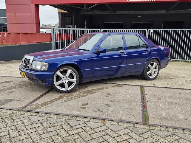 Mercedes-benz -190-serie - 1.8 e basic - fz-nx-96 - 1993 - afbeelding 11 van  17