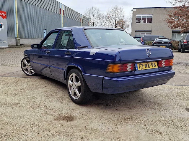 Mercedes-benz -190-serie - 1.8 e basic - fz-nx-96 - 1993 - afbeelding 12 van  17