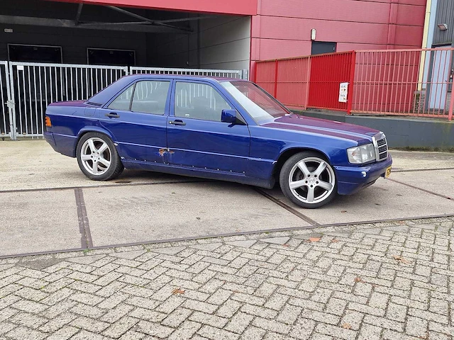 Mercedes-benz -190-serie - 1.8 e basic - fz-nx-96 - 1993 - afbeelding 15 van  17