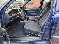 Mercedes-benz -190-serie - 1.8 e basic - fz-nx-96 - 1993 - afbeelding 16 van  17