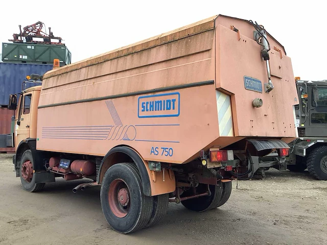 Mercedes-benz 1622 vacuümcleaner vrachtwagen - afbeelding 4 van  14
