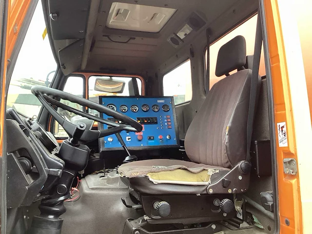 Mercedes-benz 1622 vacuümcleaner vrachtwagen - afbeelding 5 van  14