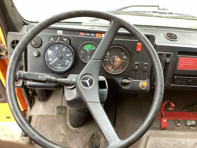 Mercedes-benz 1622 vacuümcleaner vrachtwagen - afbeelding 6 van  14