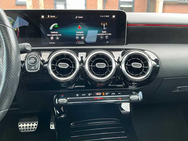 Mercedes-benz 180 d bns sol. amg personenauto - afbeelding 8 van  27