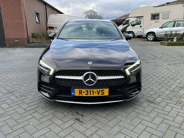Mercedes-benz 180 d bns sol. amg personenauto - afbeelding 12 van  27