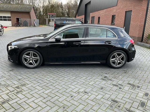 Mercedes-benz 180 d bns sol. amg personenauto - afbeelding 23 van  27