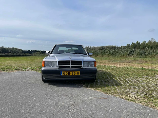 Mercedes-benz 190-serie 190e oldtimer - afbeelding 11 van  51