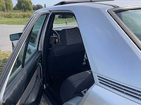 Mercedes-benz 190-serie 190e oldtimer - afbeelding 32 van  51