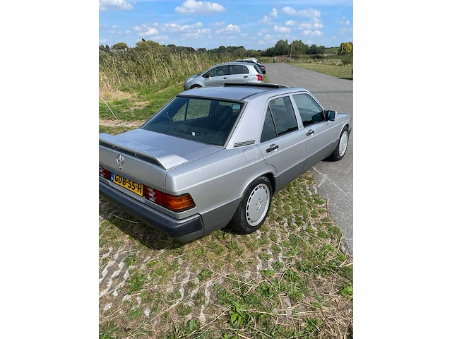Mercedes-benz 190-serie 190e oldtimer - afbeelding 48 van  51