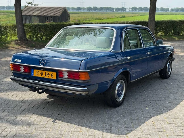 Mercedes benz 200-280 w123 200 e 2.0 31-kjr-6 - afbeelding 8 van  12