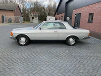 Mercedes-benz 200-280 (w123) 230 ce oldtimer - afbeelding 12 van  33