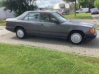 Mercedes-benz 200-280 (w123) 230 e oldtimer - afbeelding 7 van  14