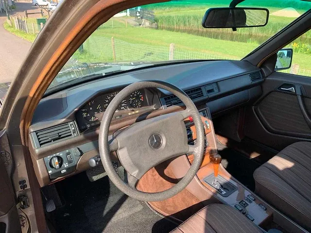 Mercedes-benz 200-500 (w124) 260 e automaat zeer goede conditie! 34-gd-xx - afbeelding 5 van  17