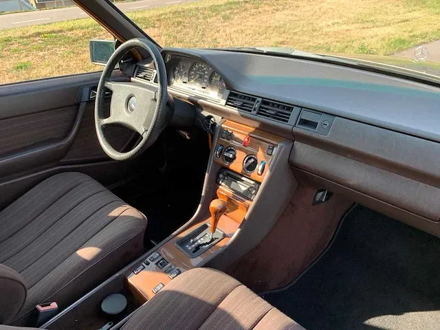 Mercedes-benz 200-500 (w124) 260 e automaat zeer goede conditie! 34-gd-xx - afbeelding 16 van  17